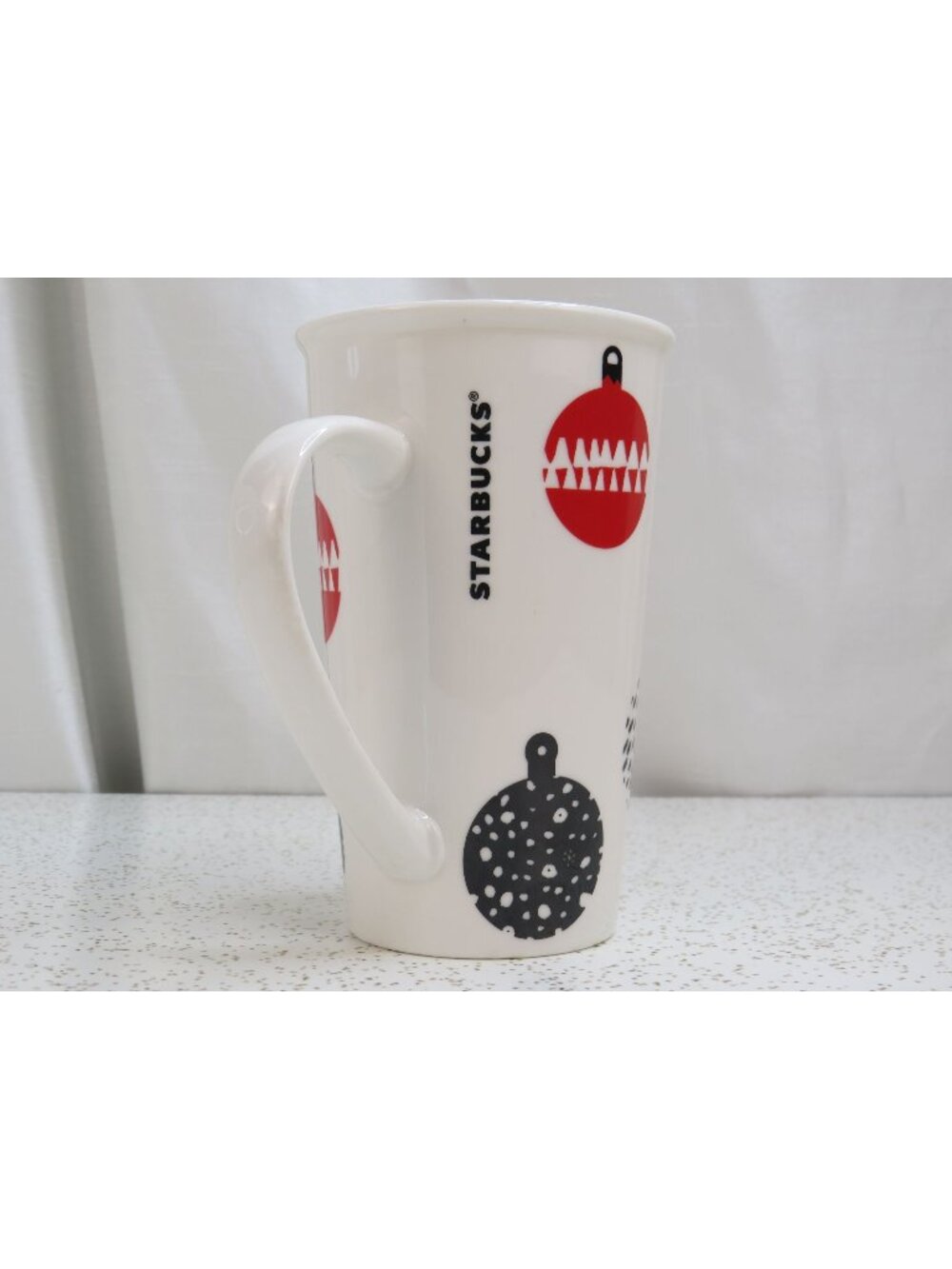 Starbucks 2016 Holiday Ornaments White Tall Ceramic Coffee Mug (17.8 fl oz / 525